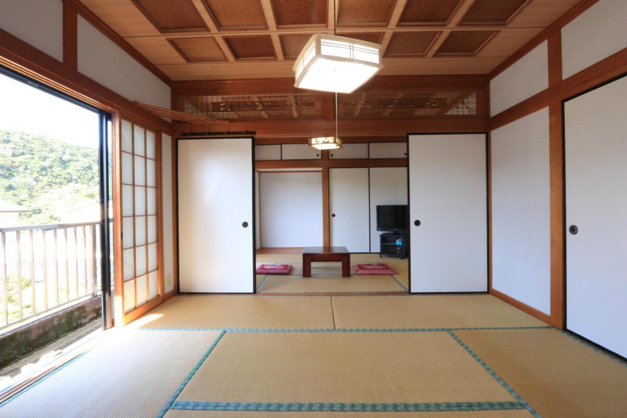 Minshuku Satomachi Pensionat Yakushima  Exteriör bild