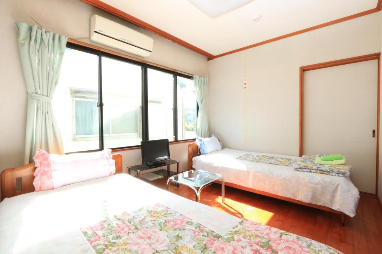 Minshuku Satomachi Pensionat Yakushima  Exteriör bild